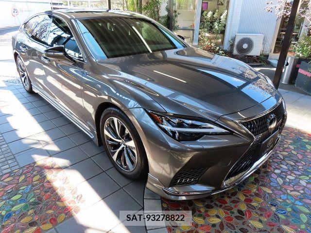 Lexus LS 2022-09 241939-7