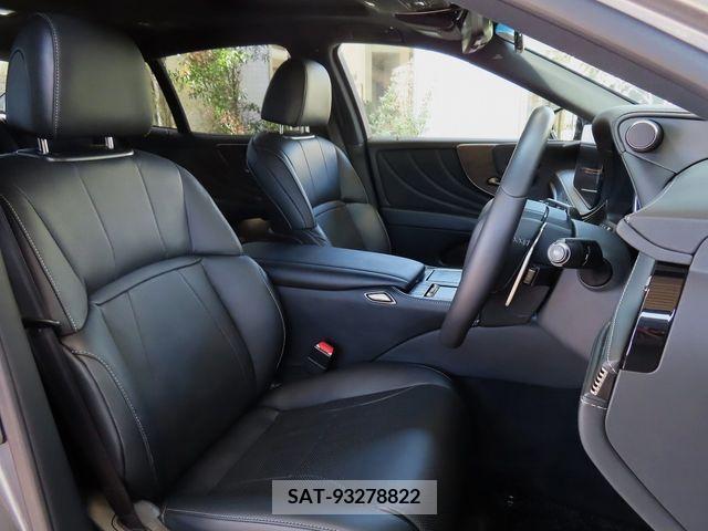 Lexus LS 2022-09 241939-17