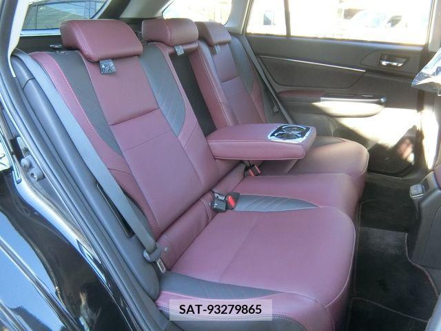 Subaru LEVORG 2016-09 372048-7