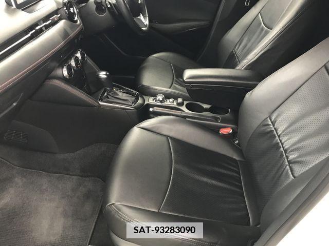 Mazda DEMIO 2016-11 382960-21