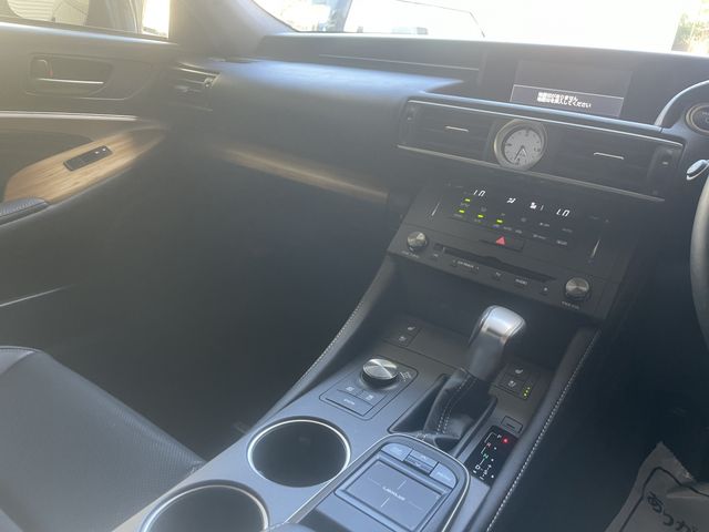 Lexus RC 2015-08 22579-12