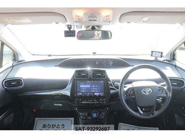 Toyota PRIUS 2019-12 225242-14