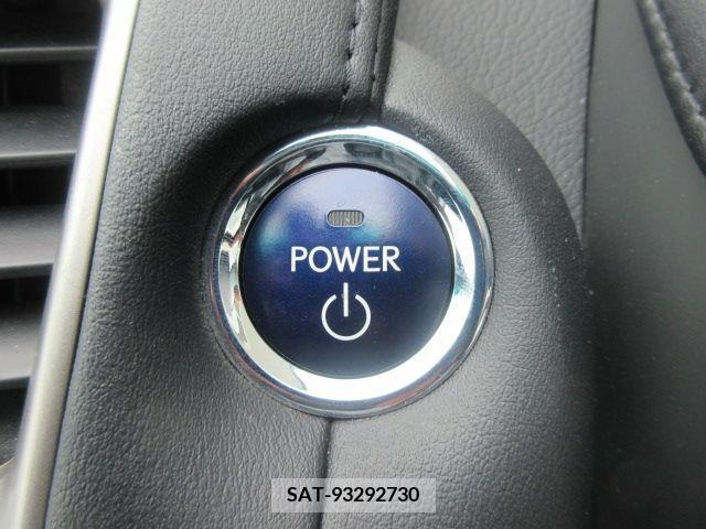 Lexus HS 2011-05 275342-19