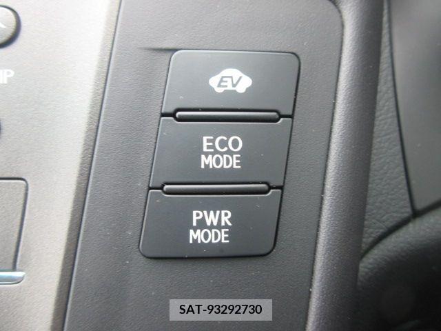 Lexus HS 2011-05 275342-17
