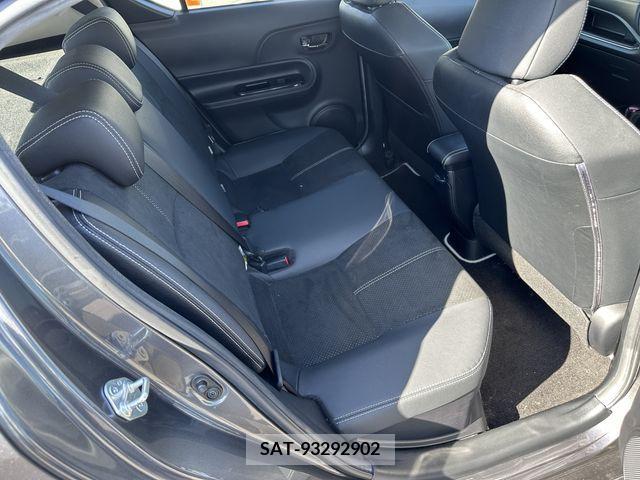 Toyota AQUA 2014-03 204626-10