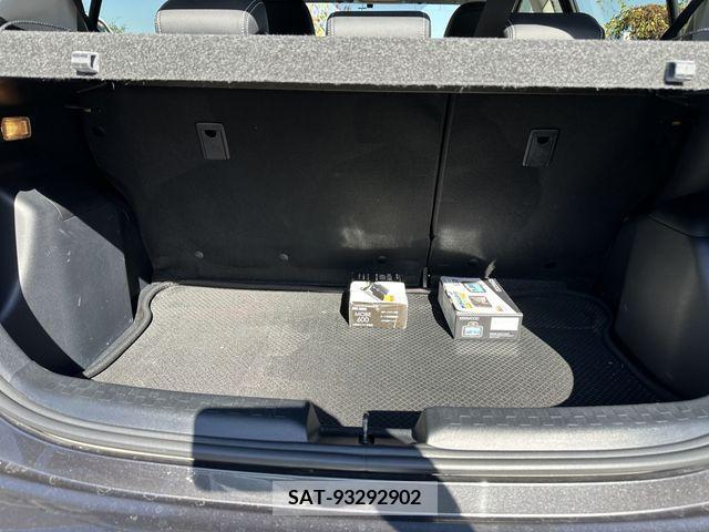 Toyota AQUA 2014-03 204626-11