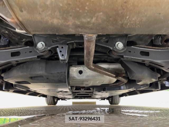 Toyota C-HR 2016-12 348677-19