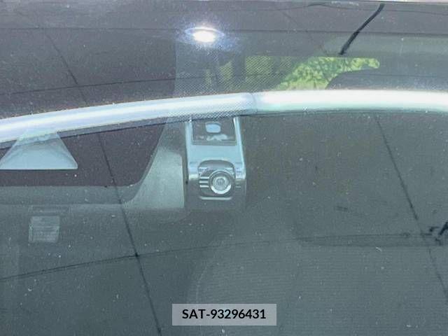 Toyota C-HR 2016-12 348677-6