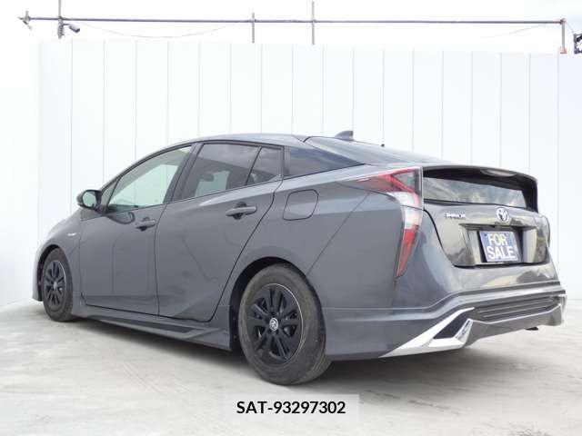 Toyota PRIUS 2016-03 366701-5