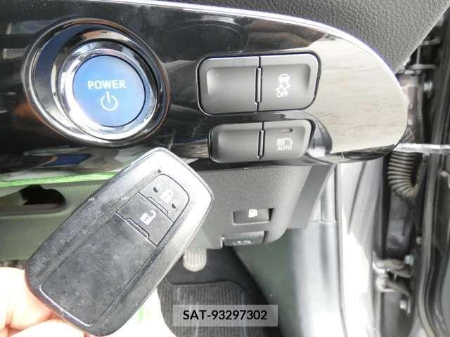 Toyota PRIUS 2016-03 366701-15