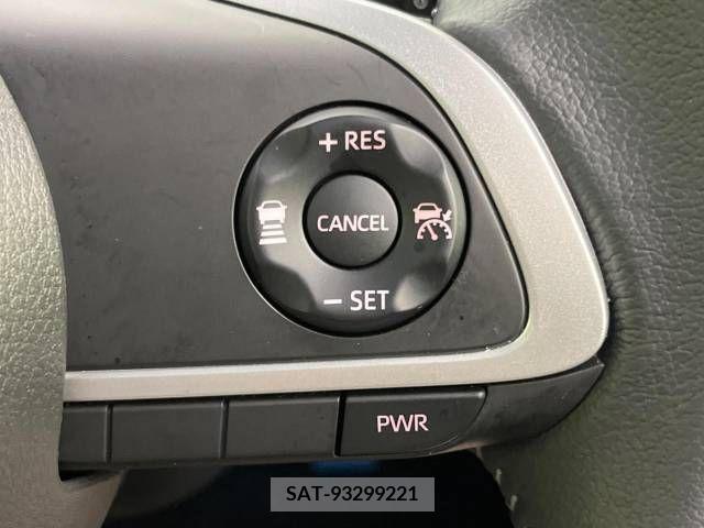 Toyota ROOMY 2021-06 331160-4