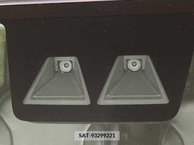 Toyota ROOMY 2021-06 331160-2