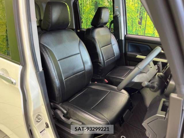 Toyota ROOMY 2021-06 331160-8