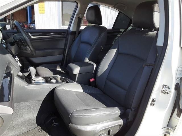 Subaru LEGACY B4 2017-10 193548-21