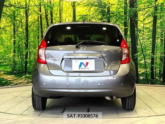 Nissan NOTE 2014-11 347885-15
