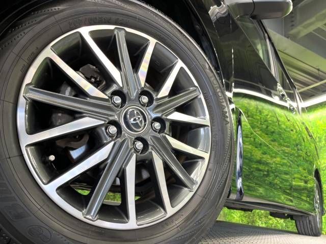 Toyota VOXY 2017-03 192663-16