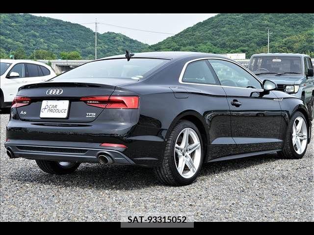 Audi A5 2017-04 201608-9