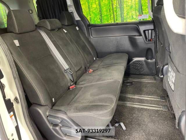 Toyota ESQUIRE 2014-11 340545-9