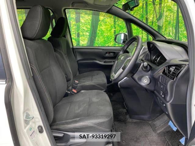Toyota ESQUIRE 2014-11 340545-8