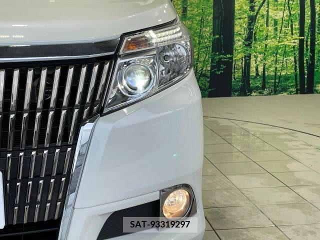 Toyota ESQUIRE 2014-11 340545-13