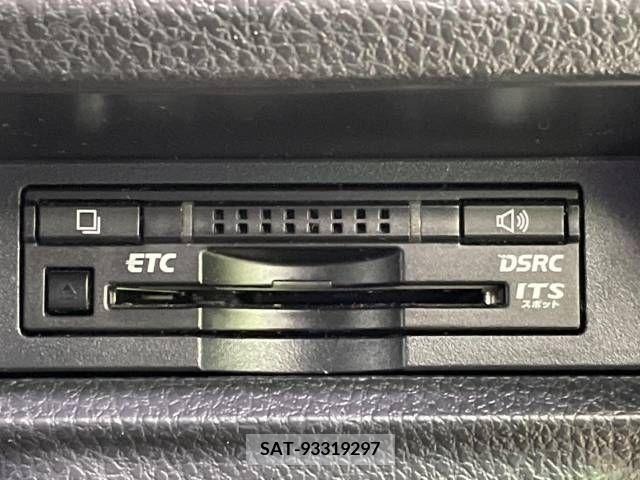 Toyota ESQUIRE 2014-11 340545-6