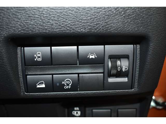 Mitsubishi EK X SPACE 2020-12 23126-16