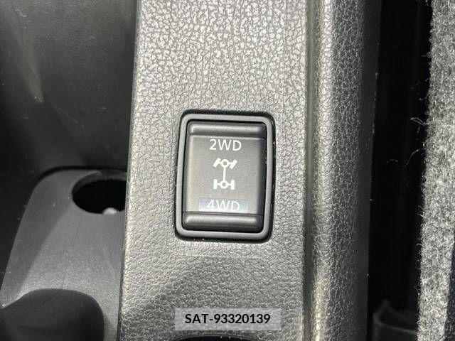 Nissan NOTE 2017-01 313890-7
