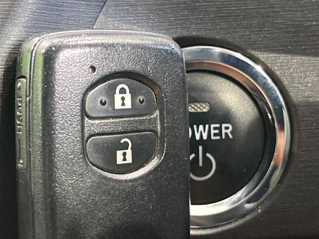Toyota PRIUS 2010-07 180592-7