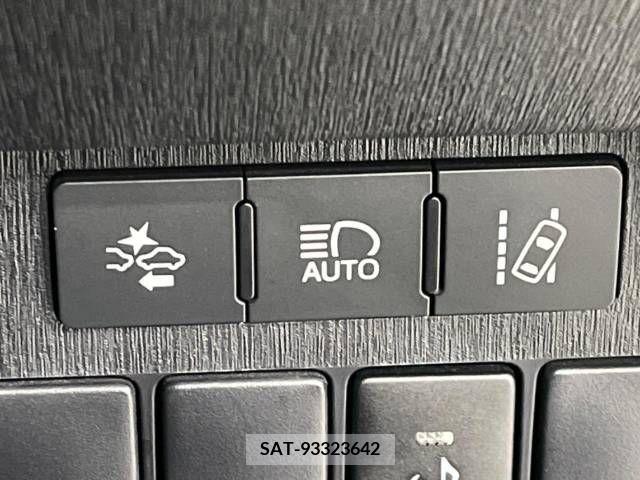 Toyota PRIUS ALPHA 2015-06 322163-4