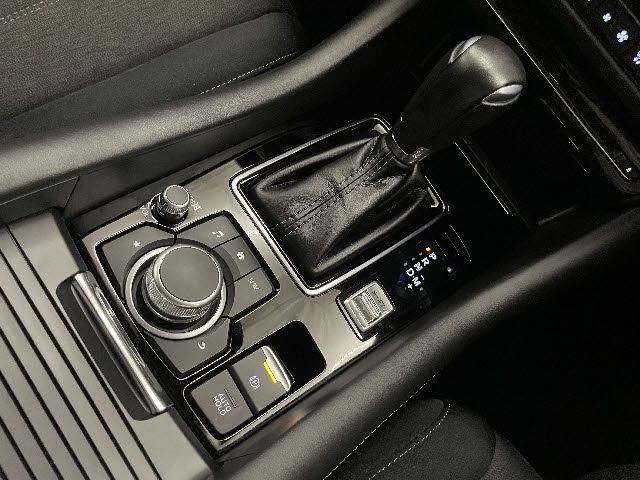 Mazda ATENZA WAGON 2018-07 4682-19