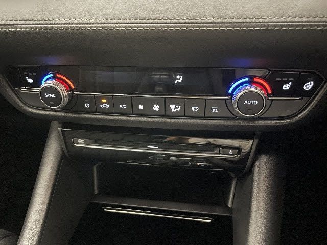 Mazda ATENZA WAGON 2018-07 4682-18