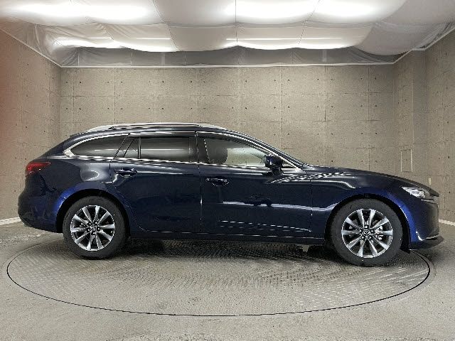 Mazda ATENZA WAGON 2018-07 4682-13