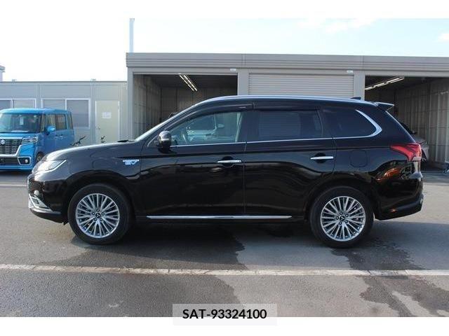 Mitsubishi OUTLANDER PHEV 2018-10 220358-8