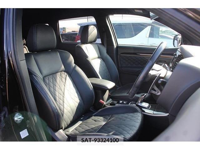 Mitsubishi OUTLANDER PHEV 2018-10 220358-12