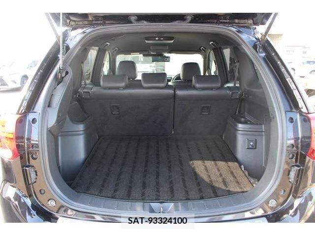 Mitsubishi OUTLANDER PHEV 2018-10 220358-16
