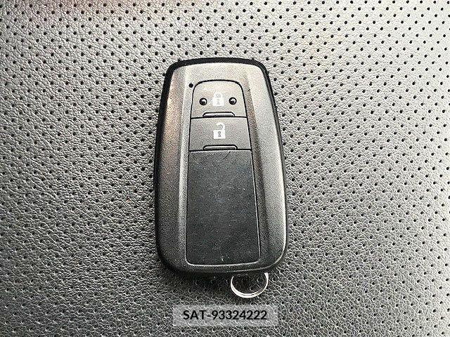 Toyota PRIUS 2017-09 377443-17
