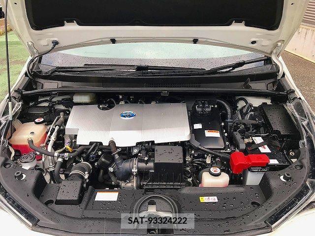 Toyota PRIUS 2017-09 377443-27