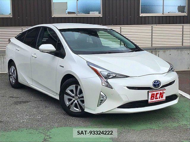 Toyota PRIUS 2017-09 377443-6