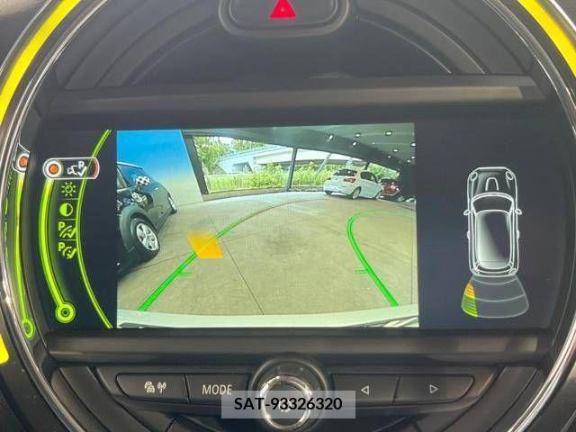 Bmw MINI 2018-01 357205-4