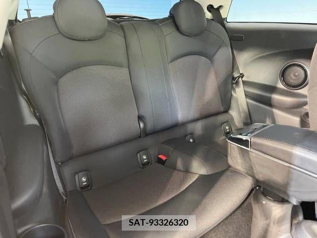Bmw MINI 2018-01 357205-9