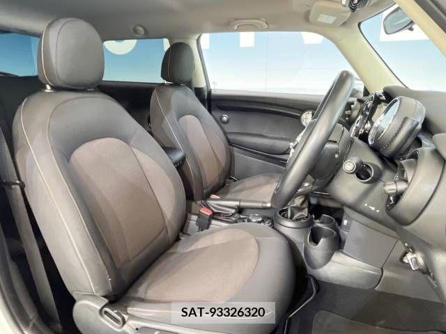 Bmw MINI 2018-01 357205-8