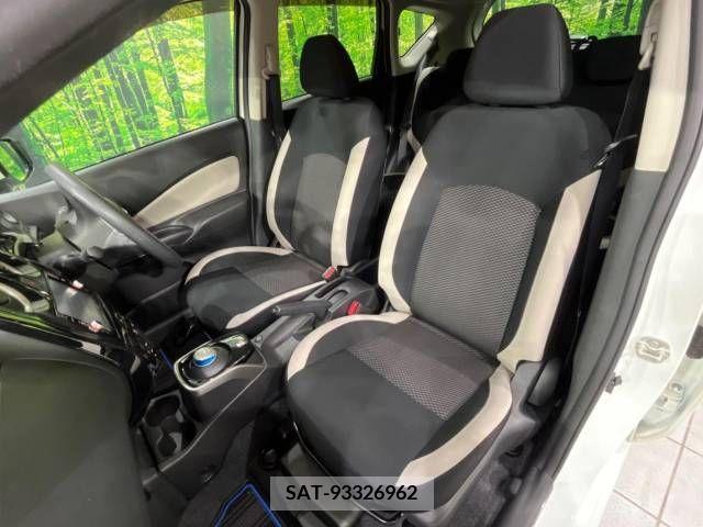 Nissan NOTE 2018-08 298121-8