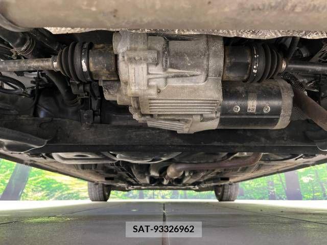 Nissan NOTE 2018-08 298121-19