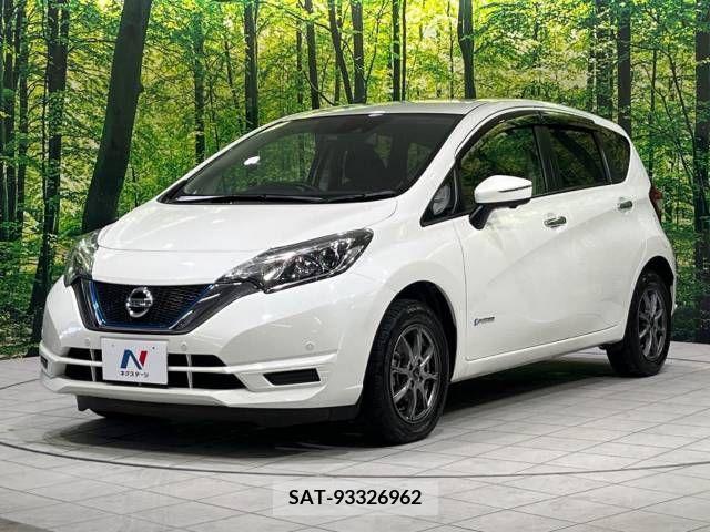 Nissan NOTE 2018-08 298121-16