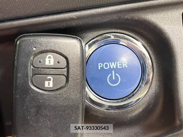 Toyota AQUA 2017-08 211770-7