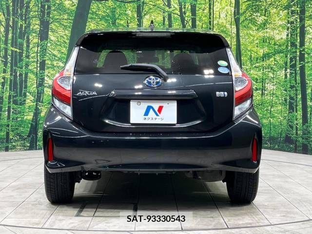 Toyota AQUA 2017-08 211770-15