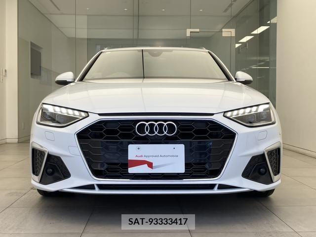 Audi A4 2020-10 213942-2
