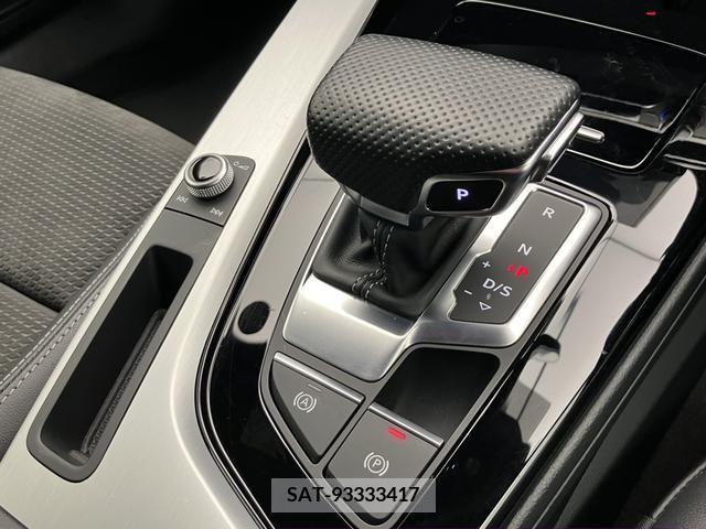 Audi A4 2020-10 213942-12