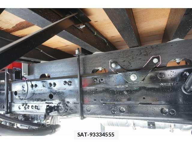 Mitsubishi FIGHTER 2024-01 426896-12