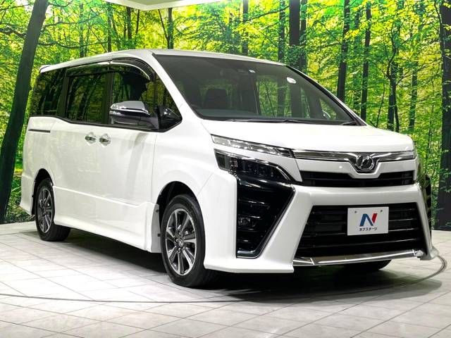 Toyota VOXY 2020-01 21696-17